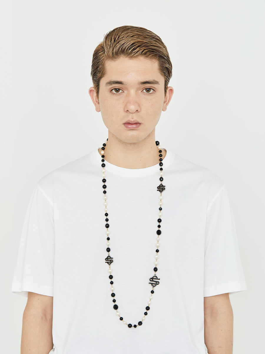 Triple Charm Long Pearl Necklace [BLACK & WHITE]