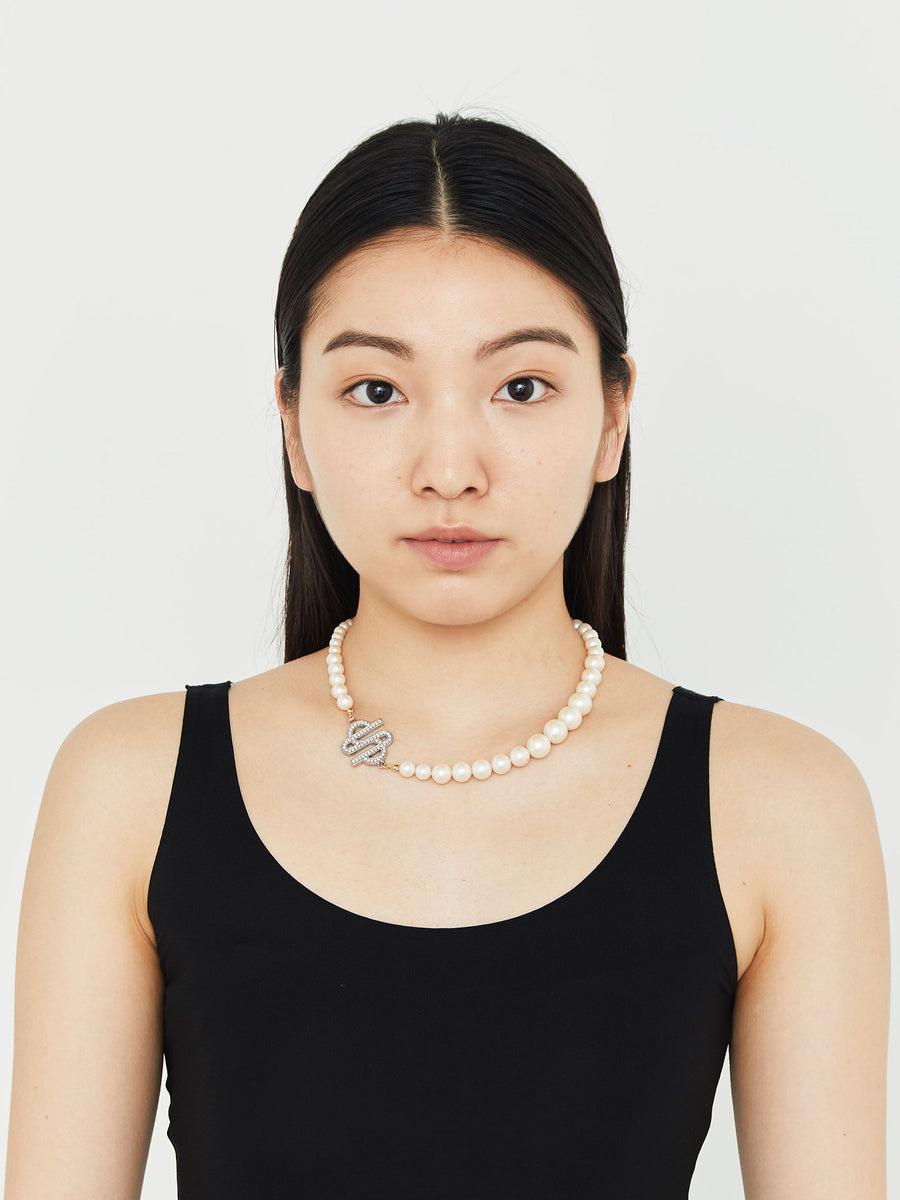Side Charm Short Pearl Necklace