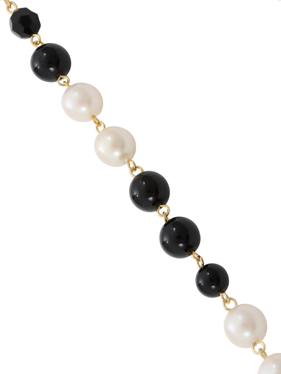 Triple Charm Long Pearl Necklace [BLACK & WHITE]